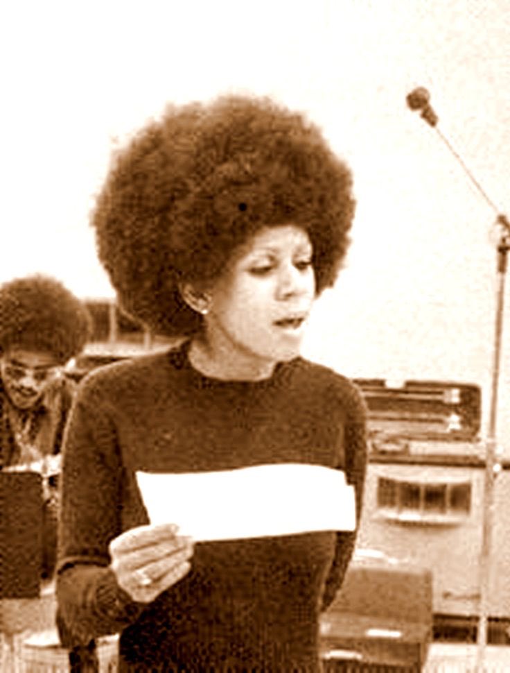 Happy Birthday to Minnie Riperton !! Inside my Love is one of my favorite songs !! 