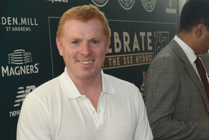 CelticQuote's tweet photo. "We don’t need people from down south lecturing us on how the game is up here.
There is still that rawness here. There is still that passion. It’s still a working-class sport up here. You don’t have too many prawn sandwich brigades, who kill the soul of the game."
Neil Lennon https://t.co/dLEgVgrBW0