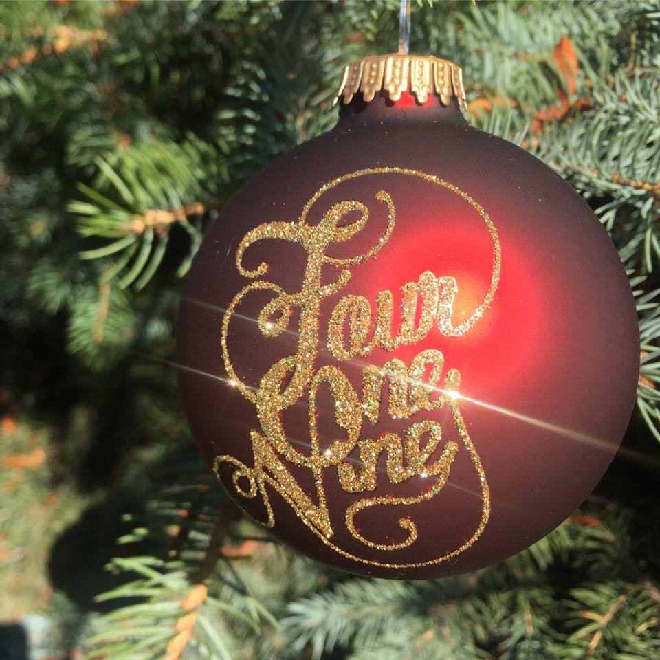 jupmode's tweet image. Sparkle on, #FourOneNine! Our glittery Fancy Four One Nine ornament is now available on jupmode.com and in store. Deck the halls with #419pride! jupmode.com/products/fancy…