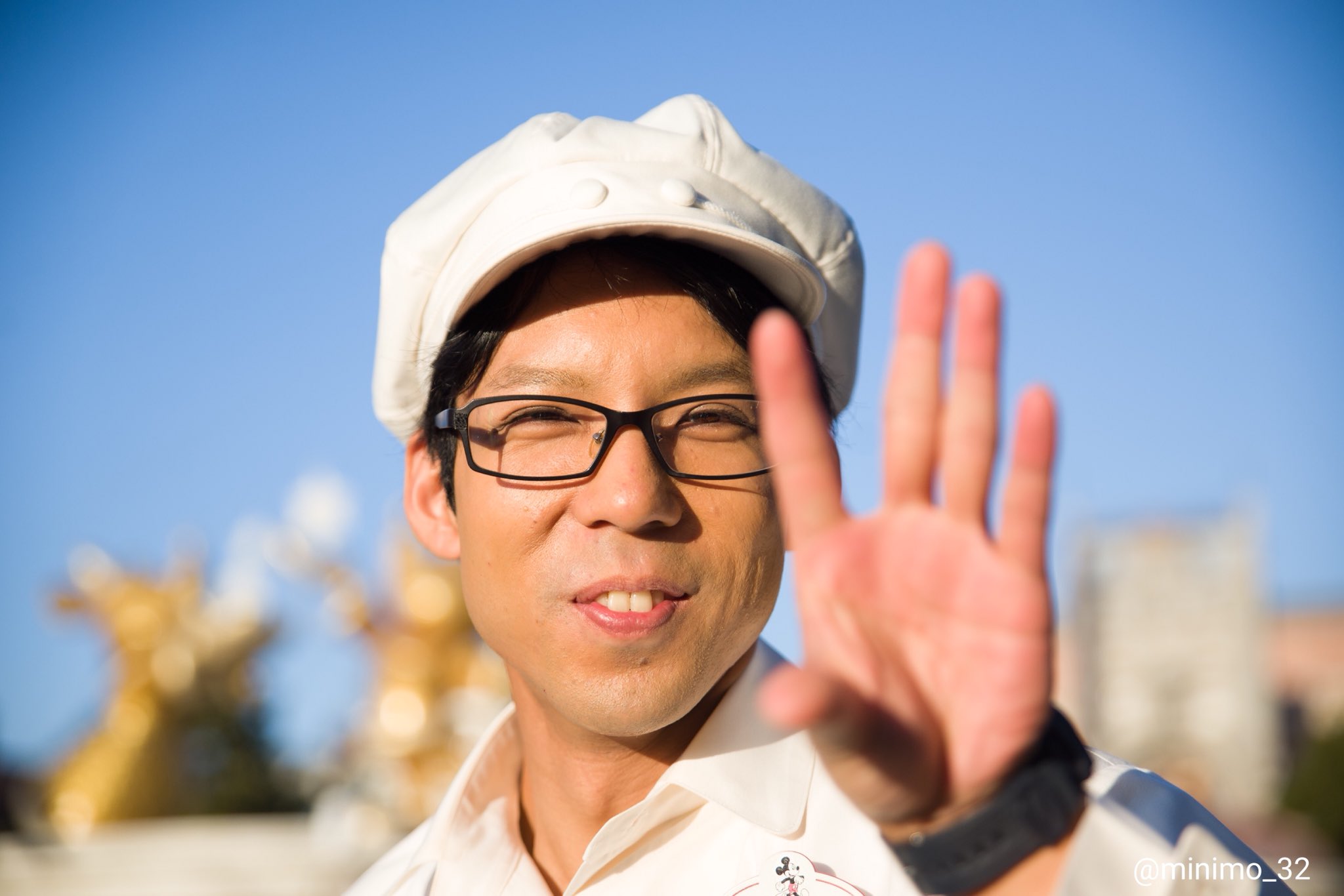 あいぱぐ Auf Twitter そういえば 昨日ファンカスみねざきさんを初めて見かけましたー アメフロの飾り撮ってたらこっちに向かってきたので カメラ向けたら笑顔とお手振りくれました ファンカスト ファンカストーディアル あいぱぐ Auf Twitter そういえば 昨日ファンカスみねざきさんを初めて見かけましたー アメフロの飾り撮ってたらこっちに向かってきたので カメラ向けたら笑顔とお手振りくれました ファンカスト ファンカストーディアル