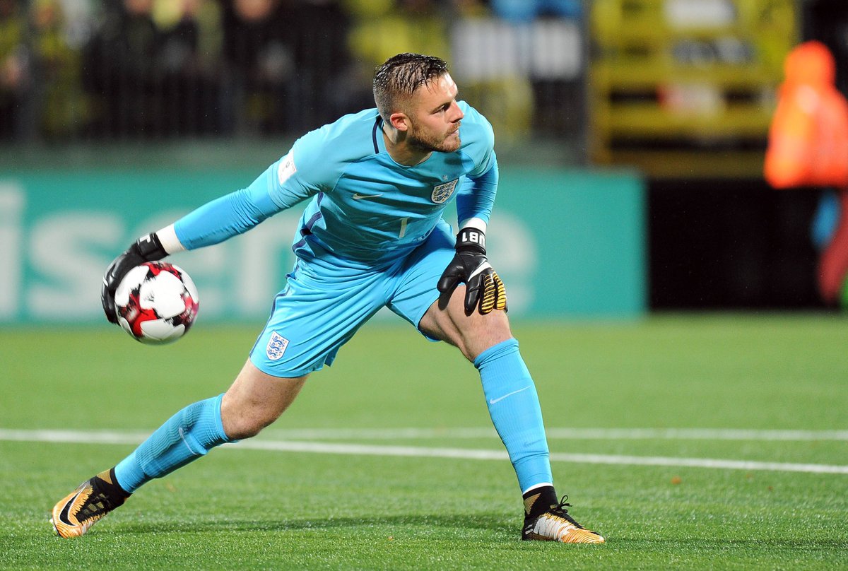 FootyAccums's tweet image. Who would you choose for England number one..?

RT - Jack Butland 
FAV - Joe Hart