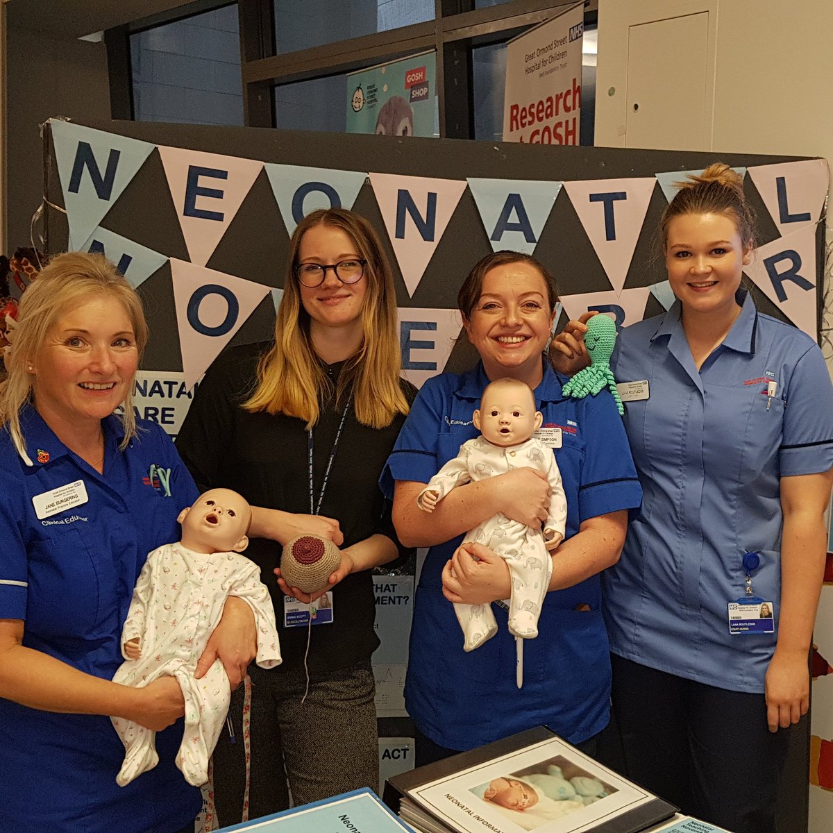 Amazing work being showcased in the Lagoon today for #NeonatalNovember
Well done and thanks for all the info and advice- as Mummy to be it was really helpful!

#GOSH