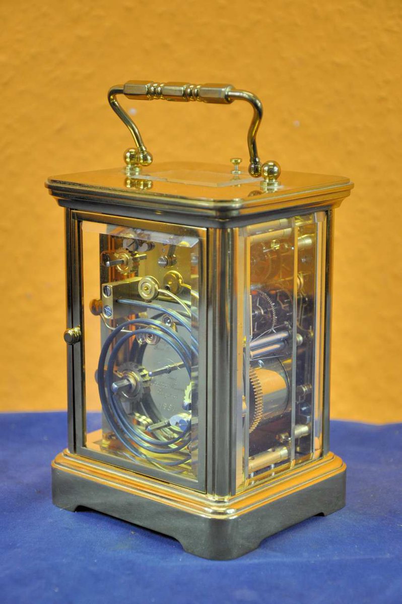 KuSeRaBerlin's tweet photo. At #KuSeRa online antique #shop germany #ForSale #travelclock #vintage #collectables #deskclock #design Travel clock 1781 from Matthew Norman 8-day movement Swiss + key - mechanical clock with moon phase and date - a watch the luxury class - click here 👉 https://t.co/642zkZDJCl https://t.co/s1J8ewAjgq