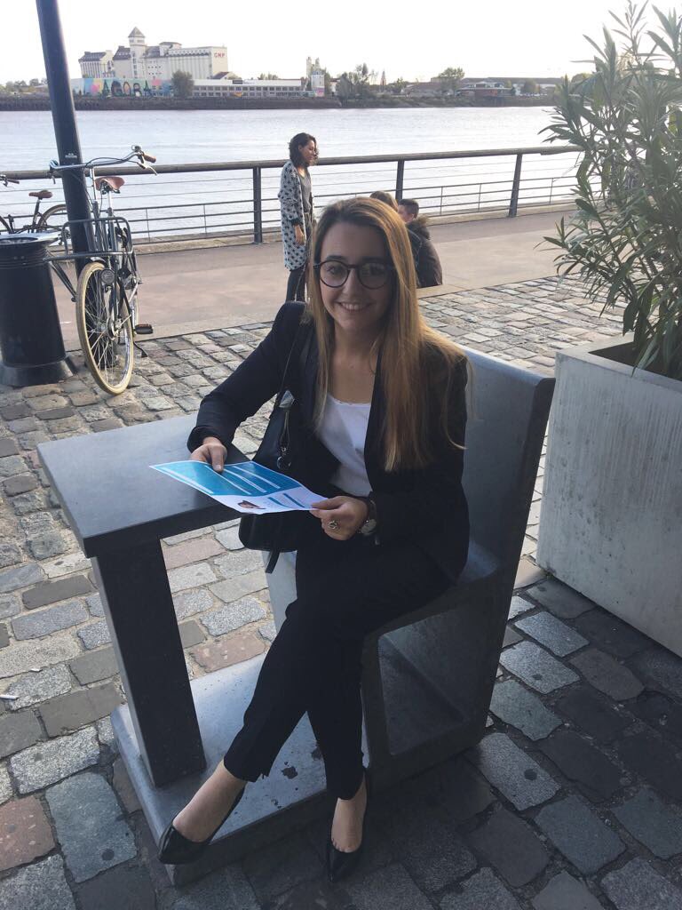 inseec_ge's tweet photo. CV en main et sur leur 31, nos élèves sont motivés à décrocher un poste. #businessweek2017 #CampusBordeaux #GroupeInseec https://t.co/NM4nzxz7Jw