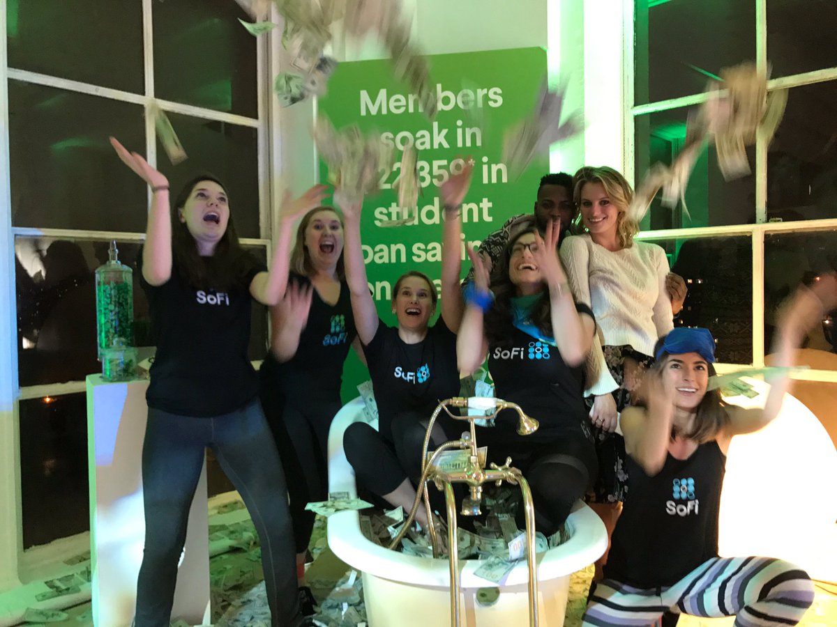 DanikaOwsley's tweet photo. Best team! #RefiandRelax @SoFi https://t.co/F20nBSpwFC