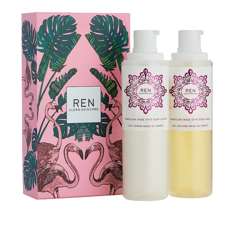 ElloiseIndiawed's tweet photo. This gorgeous Moroccan Rose bath duo from @RENskincare is just divine. The smell is incredible . Available from @Space_NK #roses #bathdue #bar=thing #cosmetices #faveproduct #ren #moroccanrose #luxury https://t.co/WXgkiMuTSy