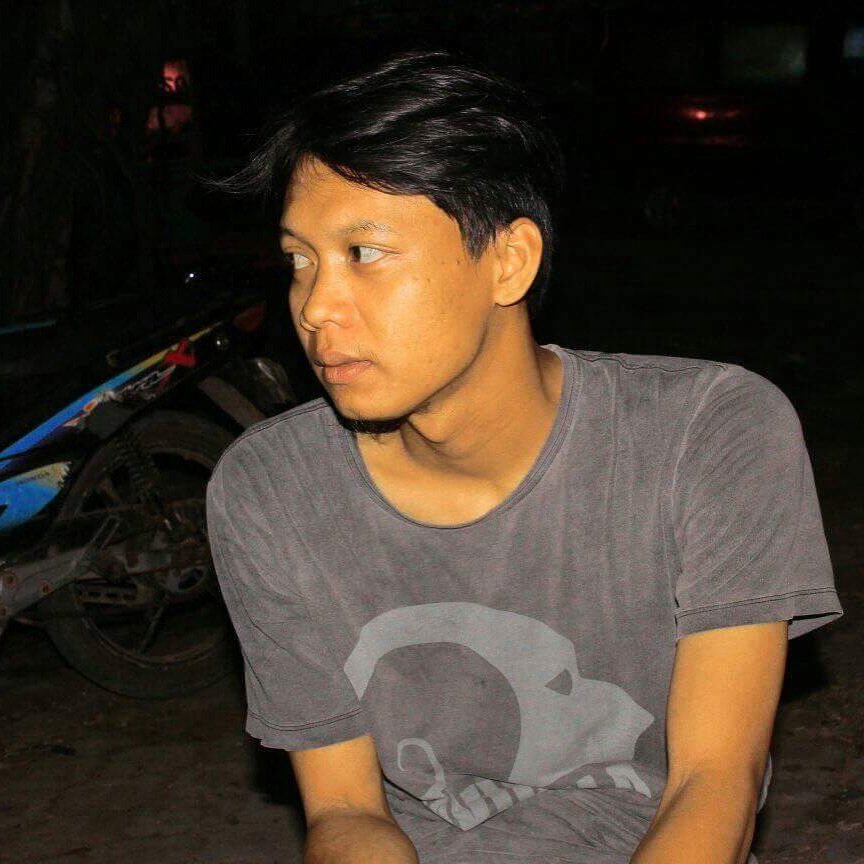 Eza_Muhammad07's tweet photo. Melirik dengan sekejam itu ? https://t.co/SSZvhkhyJf