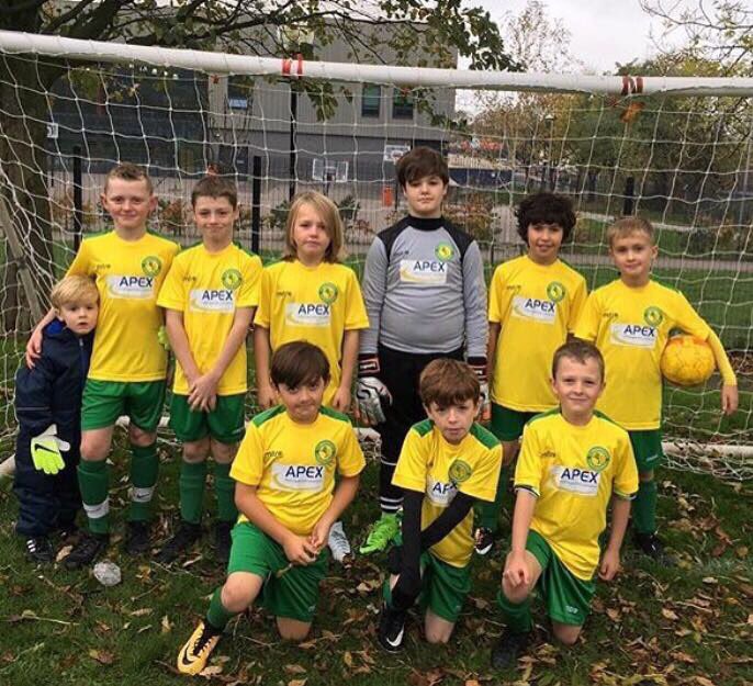 Well done to our sponsored schoolboy  football team winning by 4 goals Saturday 🏐🏐🏐
