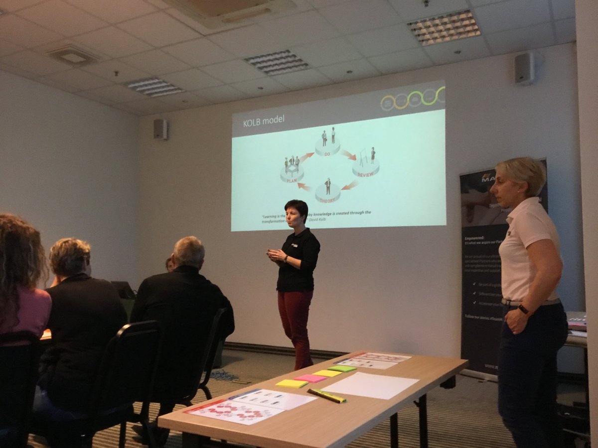 MarvalSoftware's tweet photo. #MPOWERED17 Simulation Training with #MarvalPartners #TeamMarval https://t.co/Bx3xtkW40o