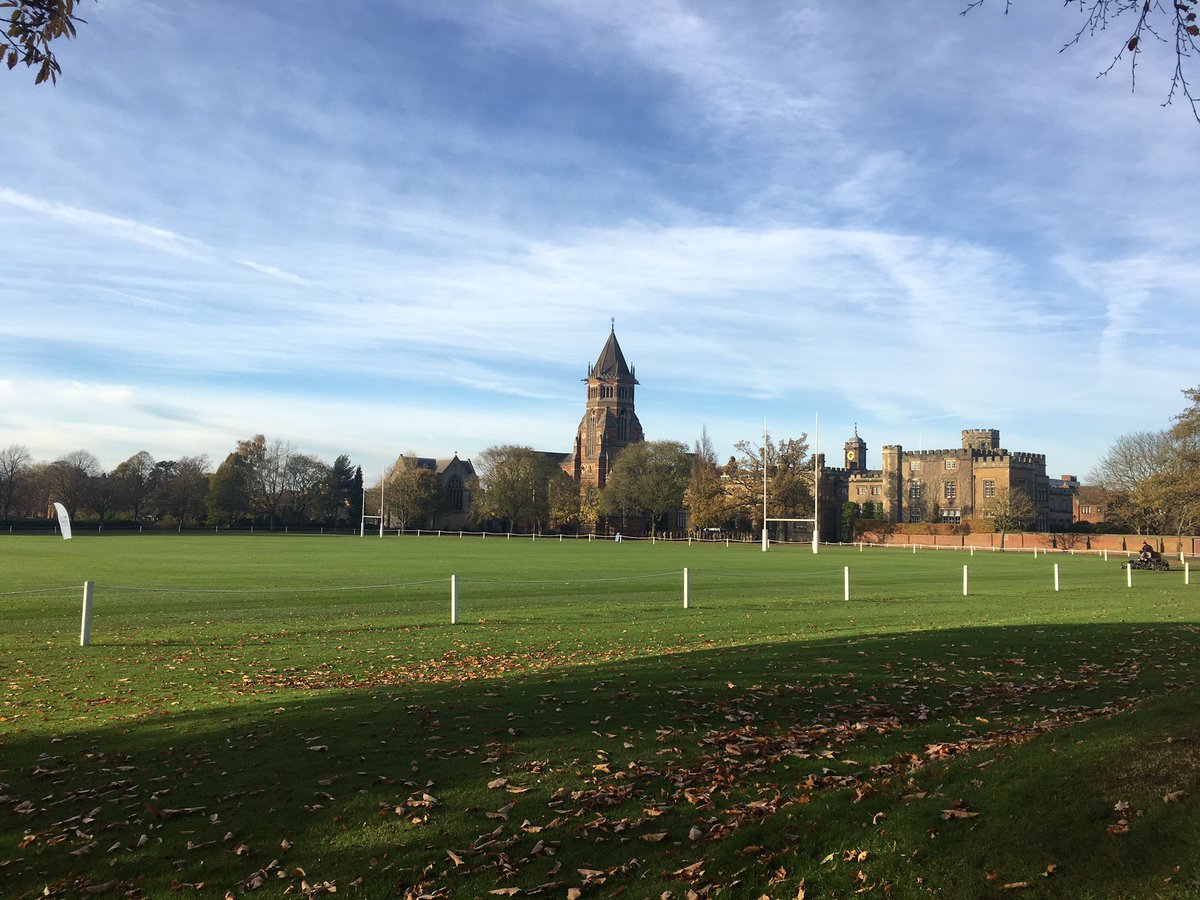 mccutcheonbcss's tweet photo. Spent some time at the birth place of the sport I love. Rugby School in the town of Rugby, England! https://t.co/Q6Zr7dbjqb