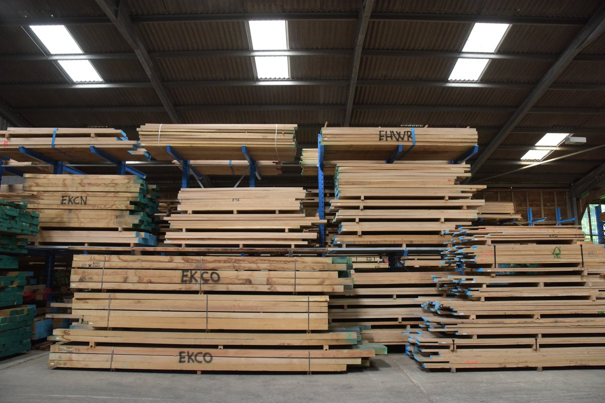 cockingsawmills's tweet photo. Woodshed turned Tardis #timberracking #woodheaven #woodyard #organised  #waneyedge #squareedge #timber https://t.co/vAqw1LgUWH
