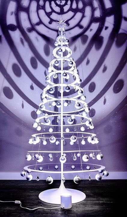 jubileetrees's tweet image. #modernchristmastree #holidays #happyholidays #modernarchitecture #artist #classical #clean #beautiful #shiny #modern #midcenturymodern