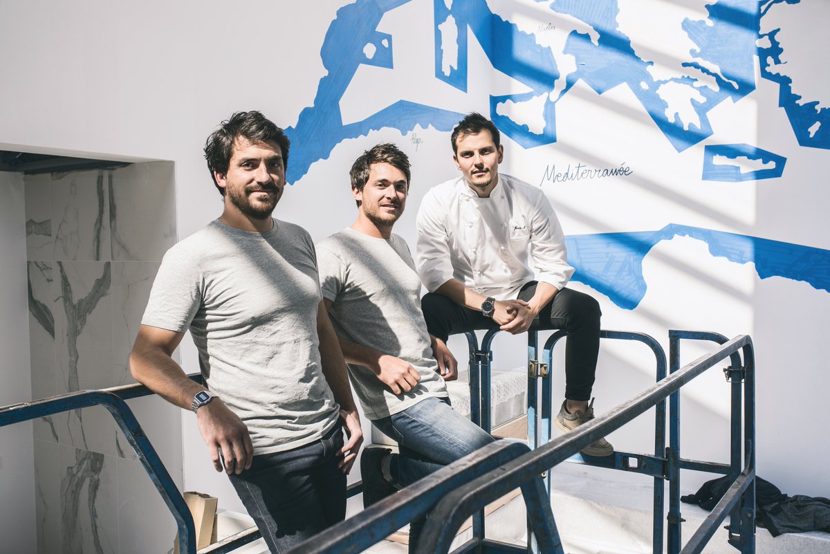 Quand on gagne le Trophée <a href="/gaultmillau/">Gault&Millau</a> pour le meilleur restaurant de l'année dans la catégorie POP ! Merci à tous :) fr.gaultmillau.com/news/le-g-m-po…