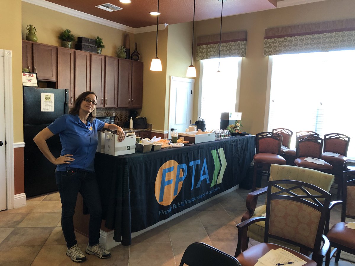 SafeMobilityFL's tweet photo. Oh what a beautiful morning, oh what a beautiful day here in Tarpon Springs! Kicking off Transit is Golden with @RidePSTA @FloridaTransit #transitisgolden #safetyisgolden #ModernTransit https://t.co/vaSkByovhQ