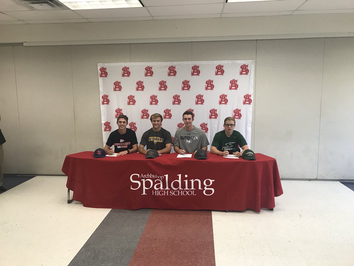 ASCavsBaseball's tweet photo. This day never gets old! Congrats to our seniors committed to play at the next level! @beezbaseball9 @Peter_Godrick @JPelletreau @Nickb0225 https://t.co/vpPCR6xewe