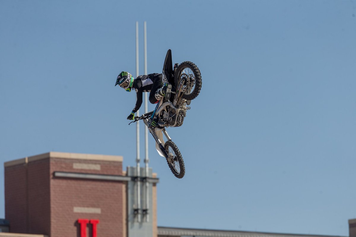 Slay. ⚔️ #WhipitWednesday // 📸: <a href="/ShiftonePhoto/">Josh Rud</a>
