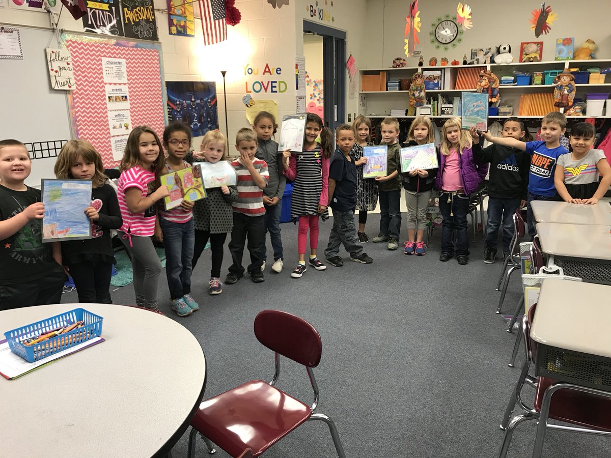 CW_Robinett's tweet photo. 1st grade illustrators!! #folktaleunit #thefox’sforay #CWCommunity @WeAreCottonwood https://t.co/zhrKVmKlgc