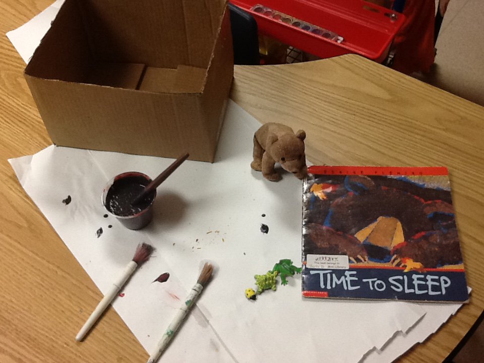 unityheadstart's tweet image. The nature center came to visit our class. We talked about hibernation. We read "Time to sleep" and  our friends made a cave for our bear to sleep #scpsi