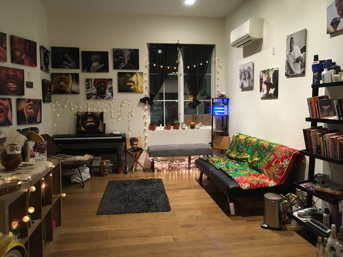 JazzShoots's tweet photo. Constantly reinventing my space. This is it now. 
https://t.co/XbmBIAsOcO https://t.co/ljEdhjGhnA