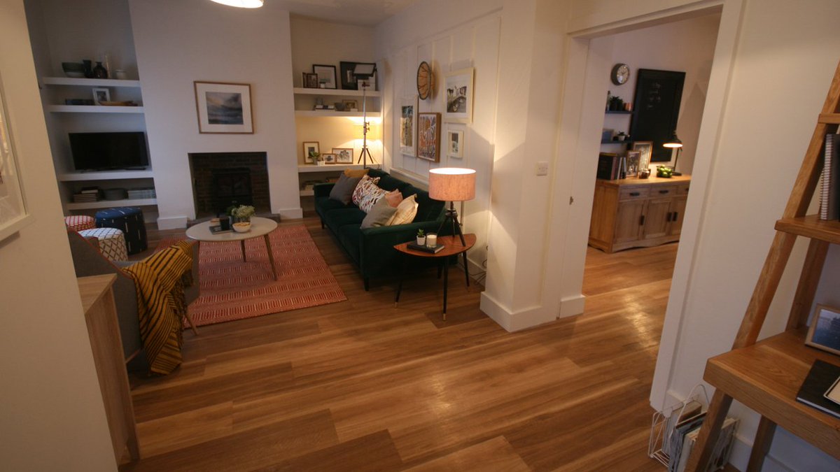 KarndeanFloors's tweet photo. Well done @DIYSOS for a fantastic episode featuring veteran Simon. If you missed it, take a look here. What do you think? https://t.co/kyHyxgEG7B