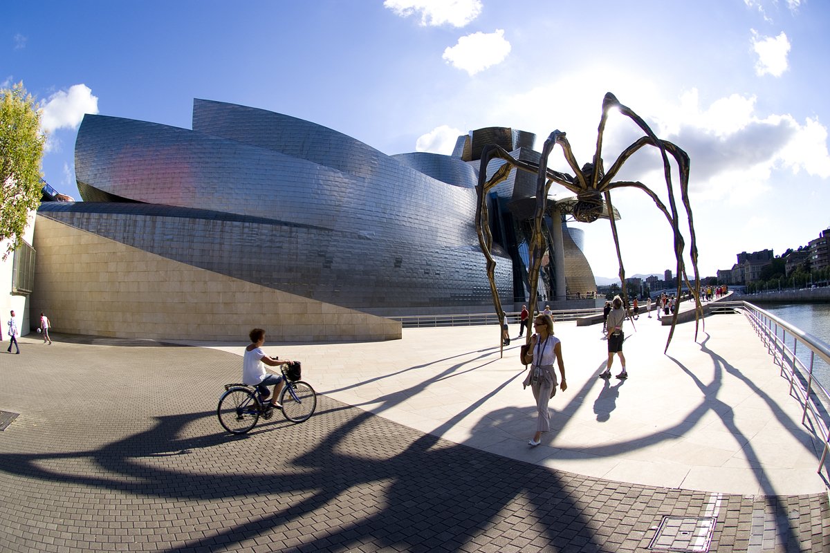 SitiosdeEspana's tweet photo. Bilbao, ha sido galardonada en los premios 'The urbanism Awards 2018': 
¡Mejor Ciudad Europea 2018! ¡Zorionak! https://t.co/4SMV33SA52