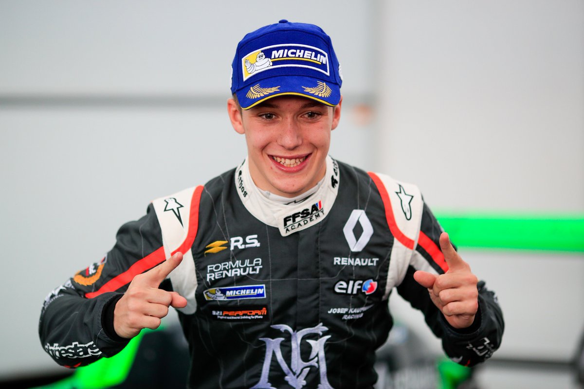 Rochi_F1's tweet photo. 1... 2... 3... Champions '17!!! π
#CL1π²π¨ #FIAF2
#LN31π¬π§ #FIAF3
#SF11π¦π·π«π· #EurocupFR20 https://t.co/UiccAISz5P