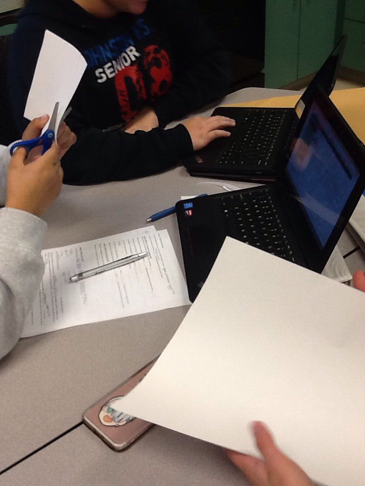 MrsRingstaff's tweet photo. Culinary Prep students working together to create Food Borne Illness Informational Posters. #LISDCTE #CulinaryPrep https://t.co/lqdvYq3Hmc