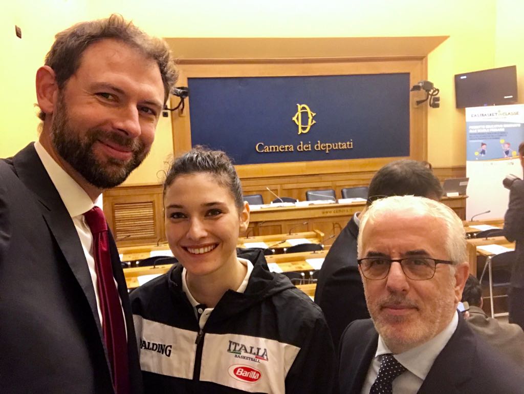 cremoninimauri's tweet photo. #Camera dei Deputati con Gek e @Ceci_Zanda  per la presentazione #easybasketinclasse orgoglio e soddisfazione per i tanti che lo hanno, da sempre, condiviso https://t.co/iP5USwogAR