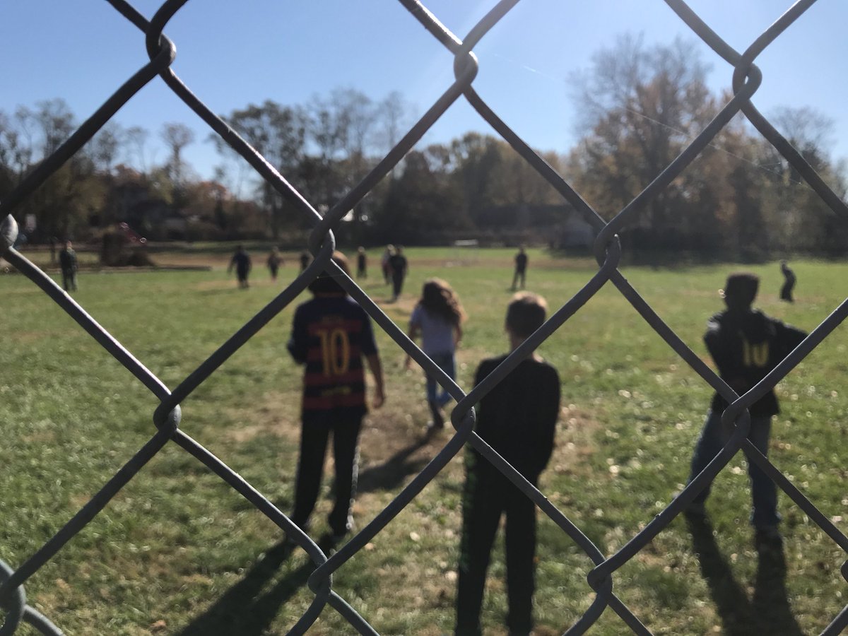 MrDaleyLeads's tweet photo. Legit kickball happening at recess in #5thgrade ! Batting orders, rules, sportsmanship, oh my!

#WLRiverhawks #497pd #recess #lawrence https://t.co/W6yUPx6lC8