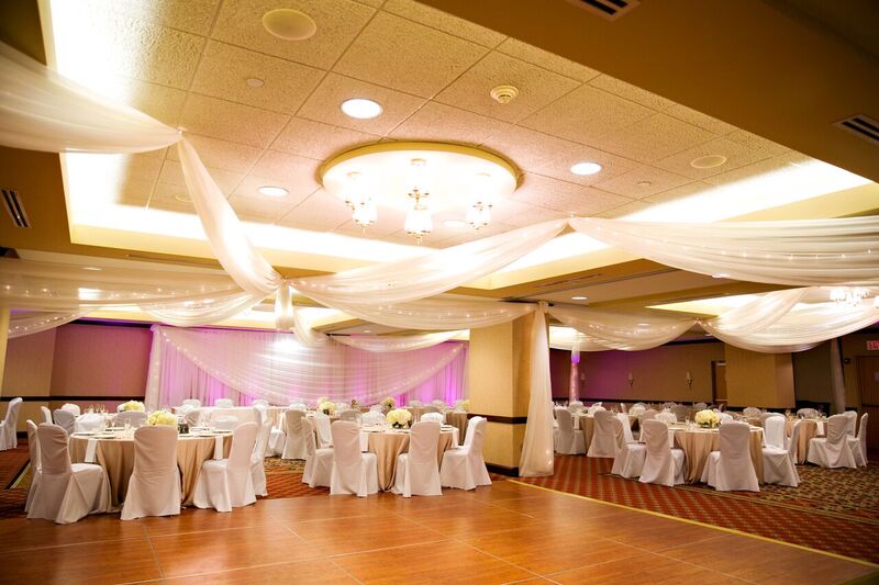 Our Great Lakes Ballroom is a romantic setting for your wedding reception and dance #weddingWednesday #ballroomdraping #romantic #weddings #CrownePlaza #CrownePlazaWeddings #downtownminneapolis #Minneapolis #dancefloor