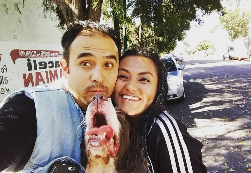 sshulayss0's tweet photo. Cuando me vienen a visitar...πππ€
#Ruy
#lofiuu https://t.co/Bdtl9wxAIo