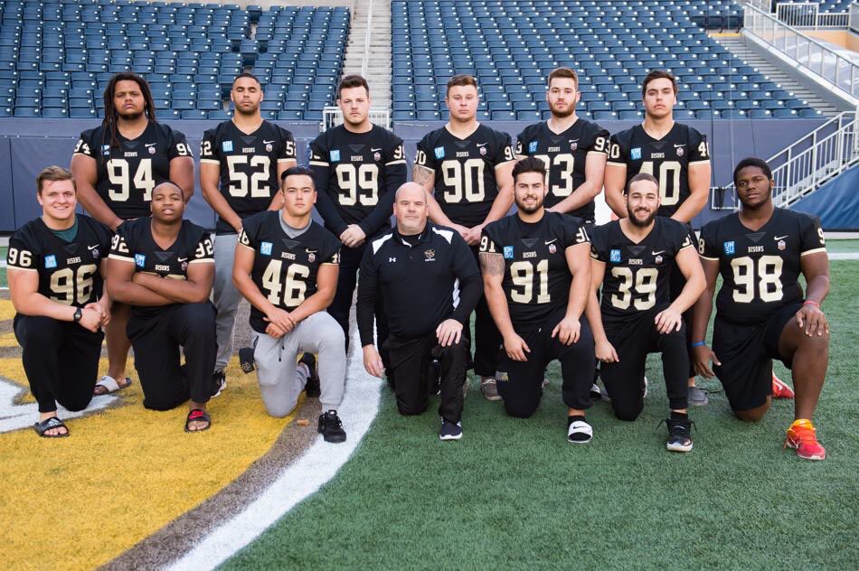 ScottCBarbour's tweet photo. U of M Bisons D Line 2017!! Great group and enjoyed coaching you all!!#dlinesofine https://t.co/0ZU4IbvpZZ