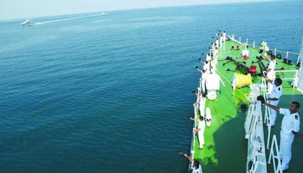 GulfTimes_QATAR's tweet photo. ICGS Samarth leaves Qatar coast after 4-day visit
#HamadPort #Security #QENF  https://t.co/Qppch44sMD https://t.co/hCUV9bU7bJ