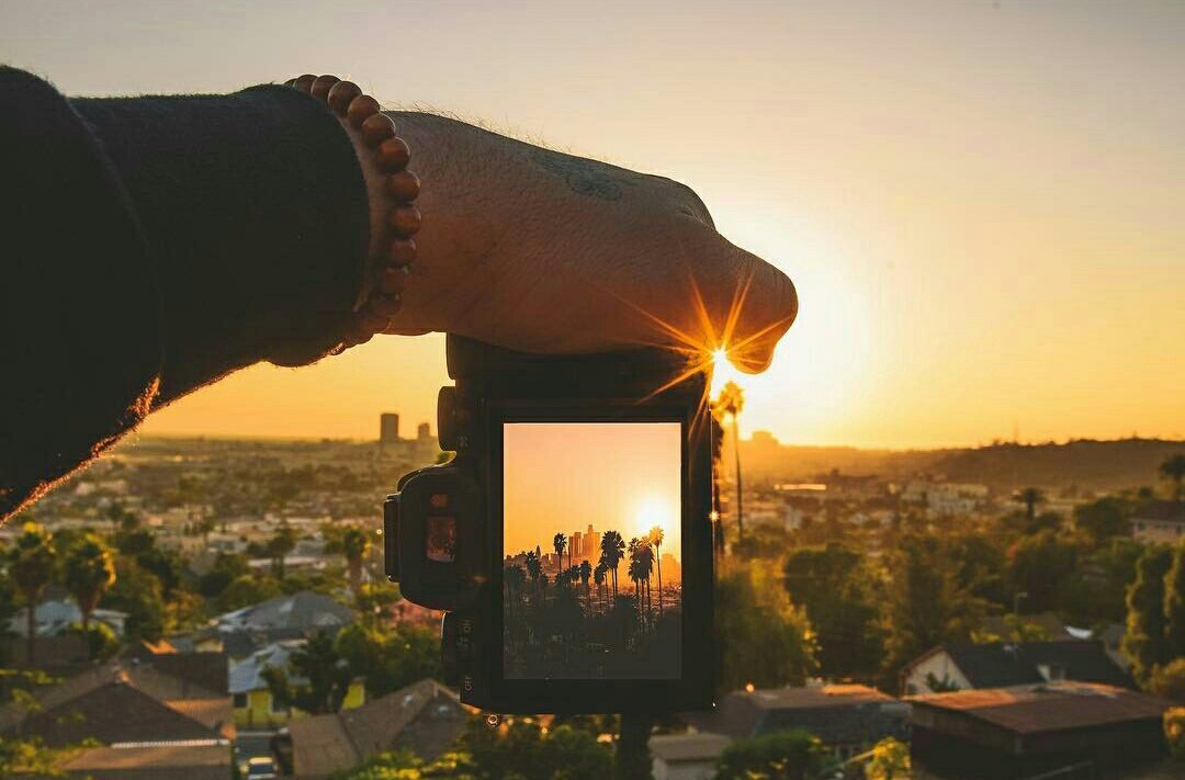 photojobsonline's tweet photo. Retweet if you love #photography  📸💯 https://t.co/tDkGUaVmfX