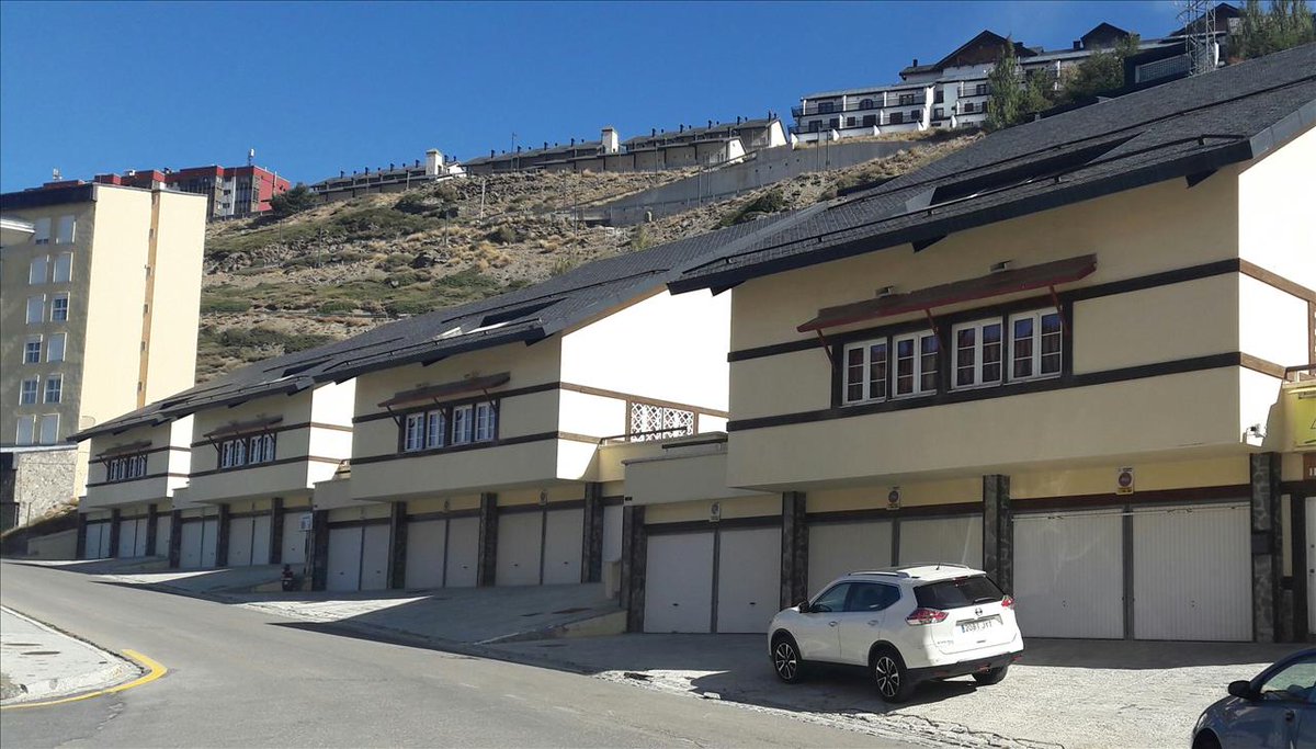 andalucia_p's tweet photo. ¡Fantástico edificio de apartamentos en Sierra Nevada, ideal para inversión! #edificioenventa #sierranevada #granada #apartamentosturisticos
https://t.co/CaN7gfUVBg https://t.co/vvkWjYOsyO