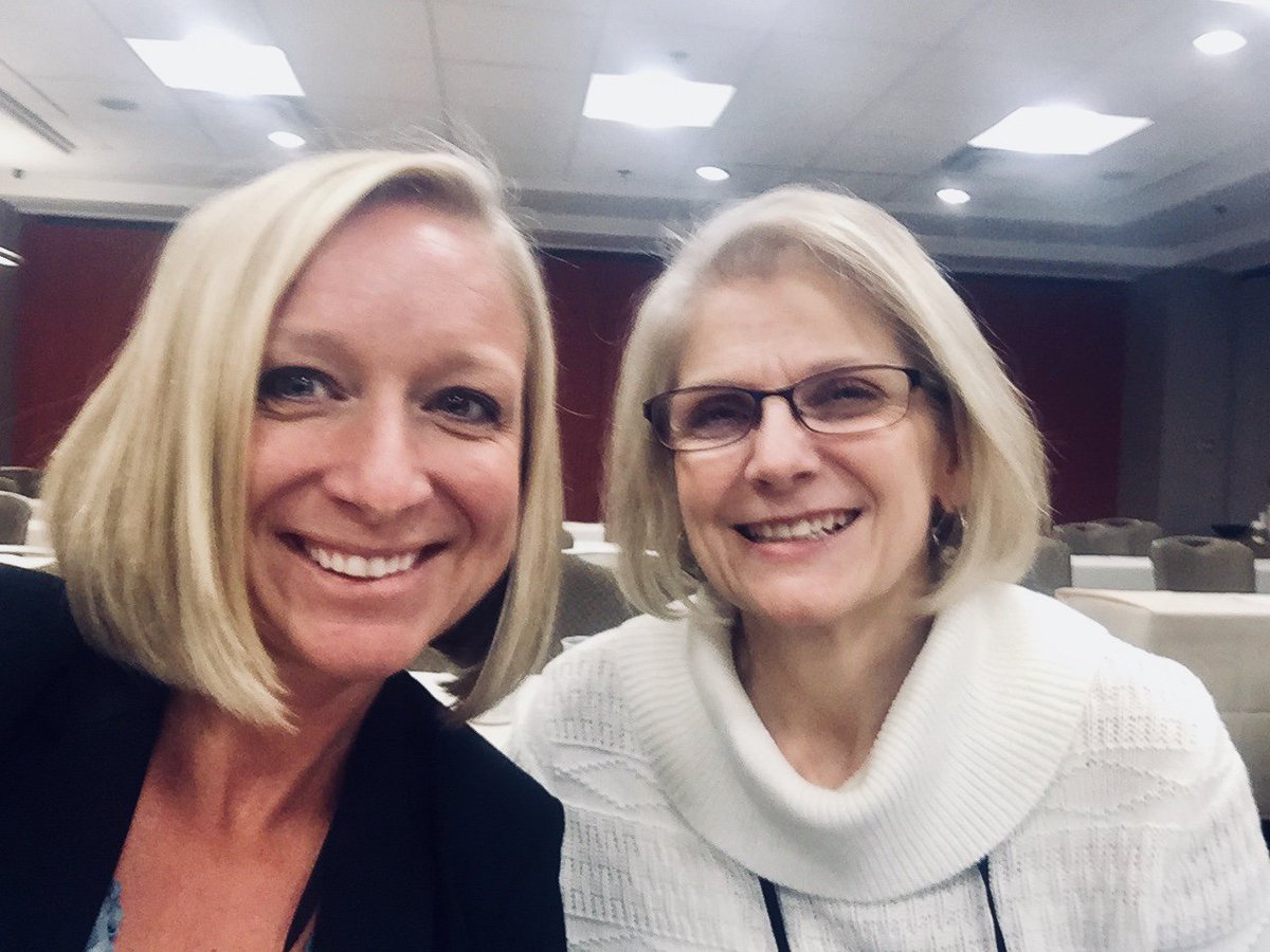 MillsMarketing1's tweet photo. It’s about #GenZ and deposits today! Never stop learning. Connecting with clients.❤️ #RaddonResearchConference @TheRaddonReport @Community1stCU #WeLoveMarketing https://t.co/xdmIZfWqfP