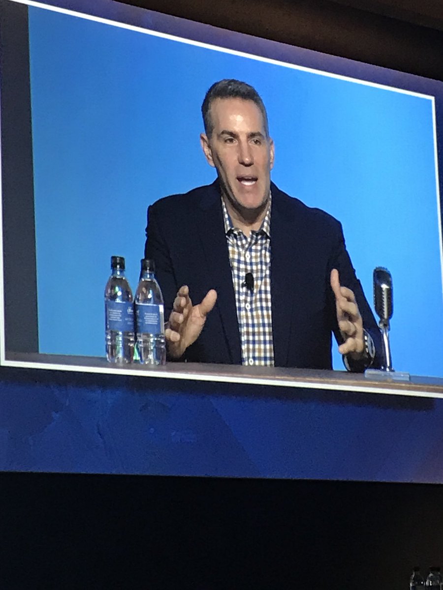 vanessachet's tweet photo. Kurt Warner, NFL Hall of Fame - sometimes the hardest part is being given the opportunity #techdata #TechDataSummit #ciscodisti https://t.co/LGr5KmuBGF