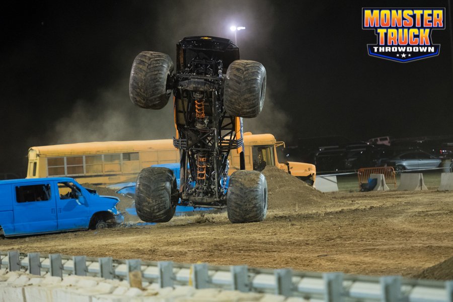 MT_Throwdown's tweet photo. It's #WheelieWednesday! Monster Truck Throwdown-style! 

#monstertruckthrowdown #monstertruck #monstertrucks #speedstyledestruction #monsterjam https://t.co/j4mWA6czAb