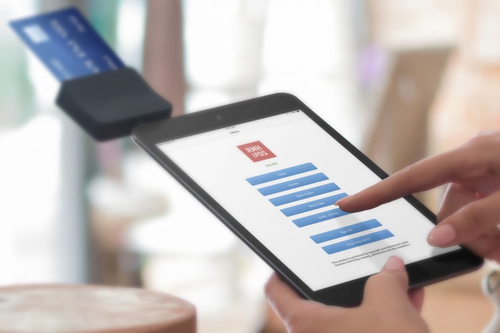 RMHPos's tweet photo. Introducing RMH iPOS — a #pointofsale solution that works w/ any Apple iOS device + fully integrated @RMHPos. Click https://t.co/iFGXFq7Uex https://t.co/Bg1L8wPBi0