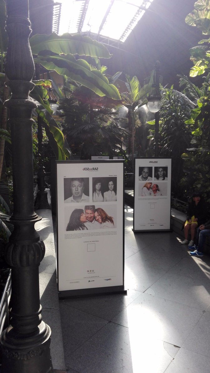 PlataformaDCA's tweet photo. Hoy la exposición #doscarasDCA se ha despedido de la estación de Atocha, pero desde el 14 de noviembre la podréis disfrutar en la estación de Chamartín. @Adif_es @SEUR https://t.co/Cy3kB6hbrj