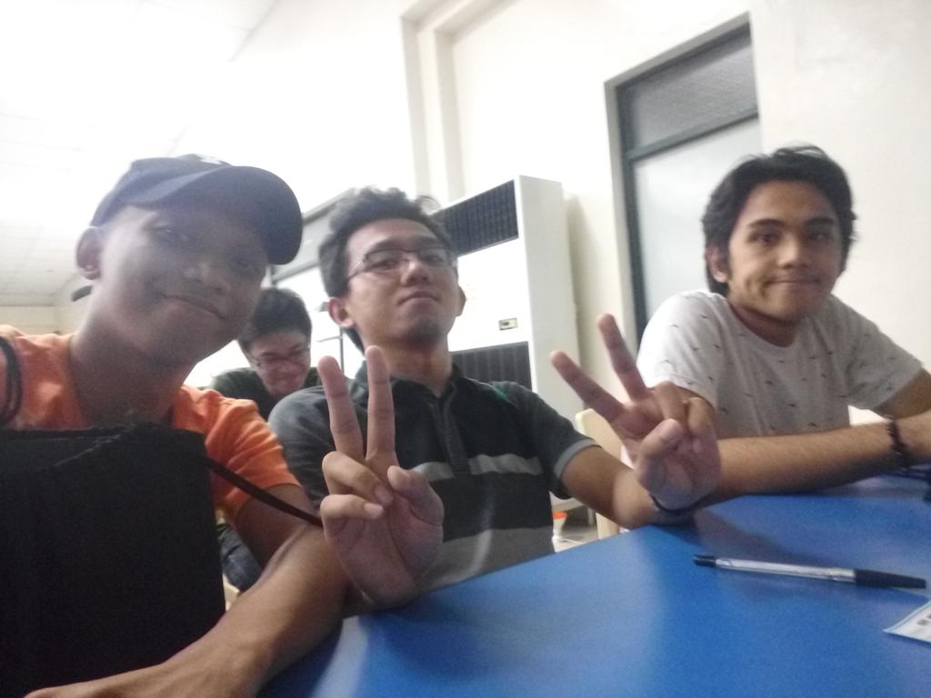 thanarino's tweet image. siguro mga nasa 2nd place kami. #icebERG #teamNimbus #Nimbois