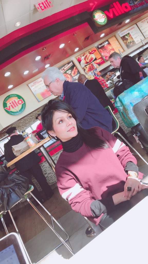 SonuKakkar's tweet photo. Hello :) https://t.co/zHT0C3ALT4