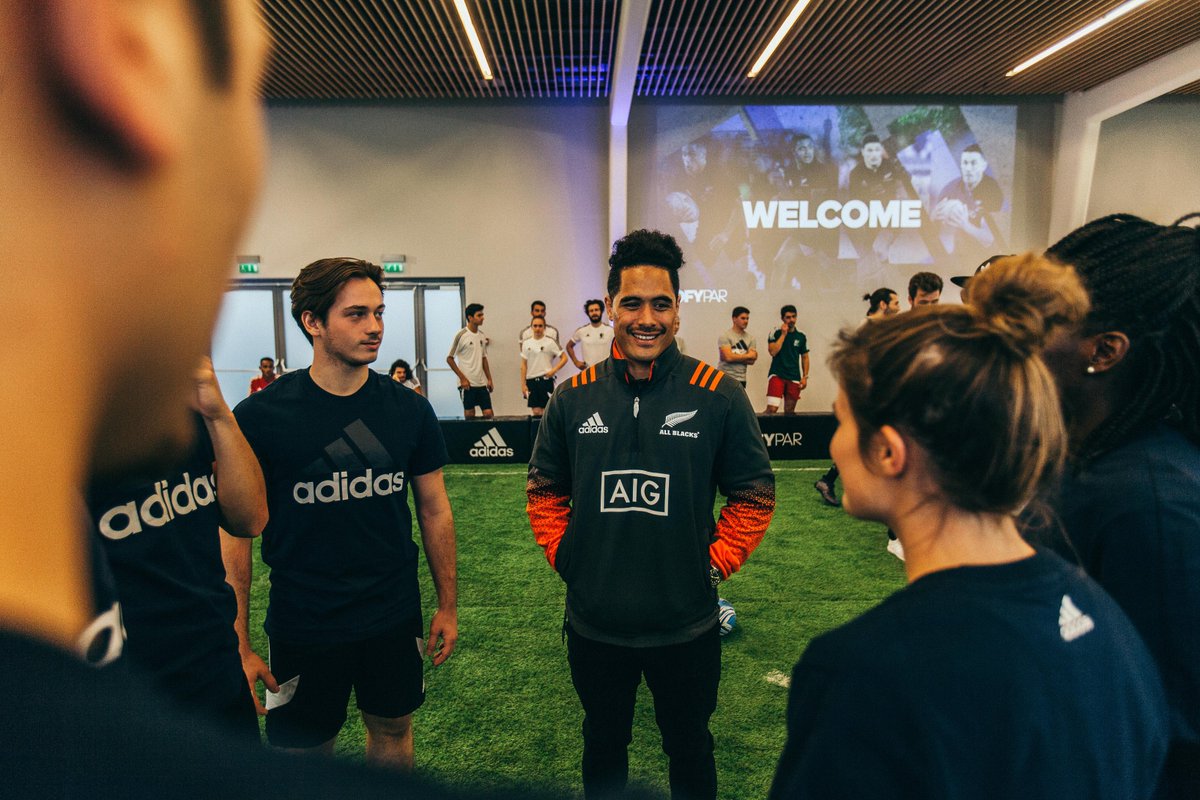 adidasFR's tweet photo. Les conseils avisés de 4 monuments des @AllBlacks à la relève des jeunes du #DFYPAR 🏉
#HereToCreate https://t.co/s4kzDk4CQA