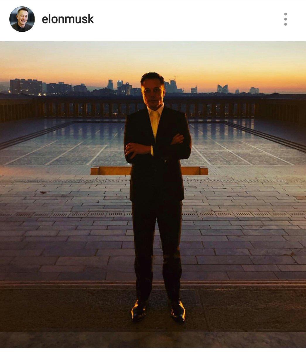 Elon Musk, Instagram profilinde Anıtkabir'den bir fotoğraf paylaştı. Fotoğrafın altına "Atatürk Anıtkabir" yazdı.