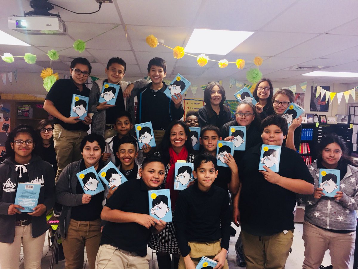 gamy269_amy's tweet photo. Today my advisory class finished reading Wonder... they clapped, cried and celebrated with me... most importantly they pledged to choose kindness!!! πππππΌπππ https://t.co/FMxeQl65ga