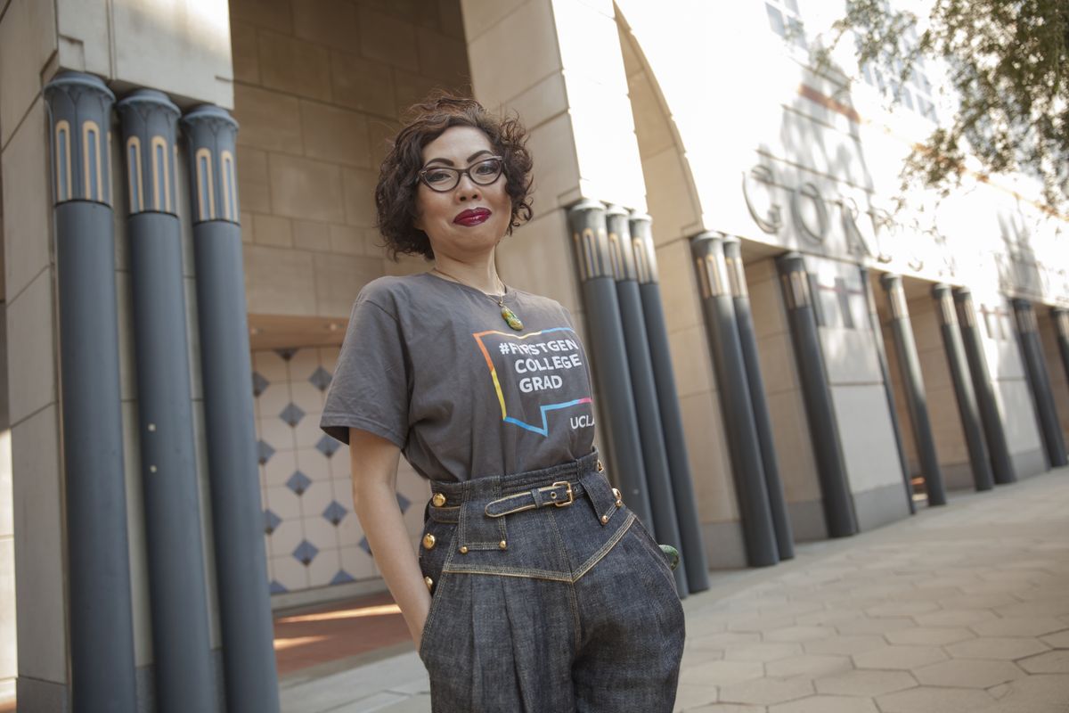 UCLA's tweet image. First generation UCLA professors aim to inspire the future generation of #FirstGen students. ➡️ ucla.in/2m5JLph #celebratefirstgen