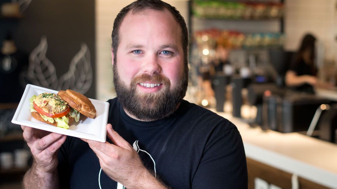 scj's tweet photo. Organic coffee shop expands to a #DakotaDunes location https://t.co/nVwnXnvSz6 @stonebrucoffee https://t.co/Ele7EEjOJO