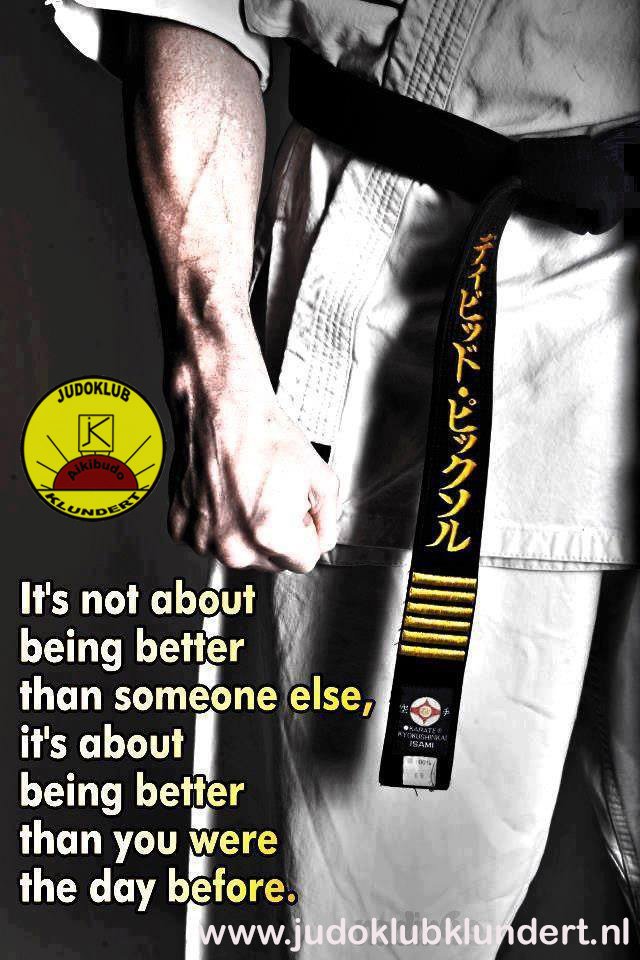 JudoKlundert's tweet photo. Judo is stoeien met spelregels. Haal je tegenstander uit balans, werpen, klemmen en andere technieken maken judo afwisselend en uitdagend. https://t.co/O9QnQ74kf7