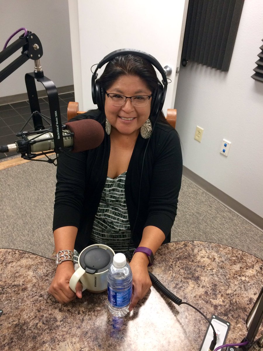 taran8v's tweet image. .@skalucero @EarthSkyFloral is live here in #Studio49 she's the @180099native #November  #NativeInTheSpotlight We're live now