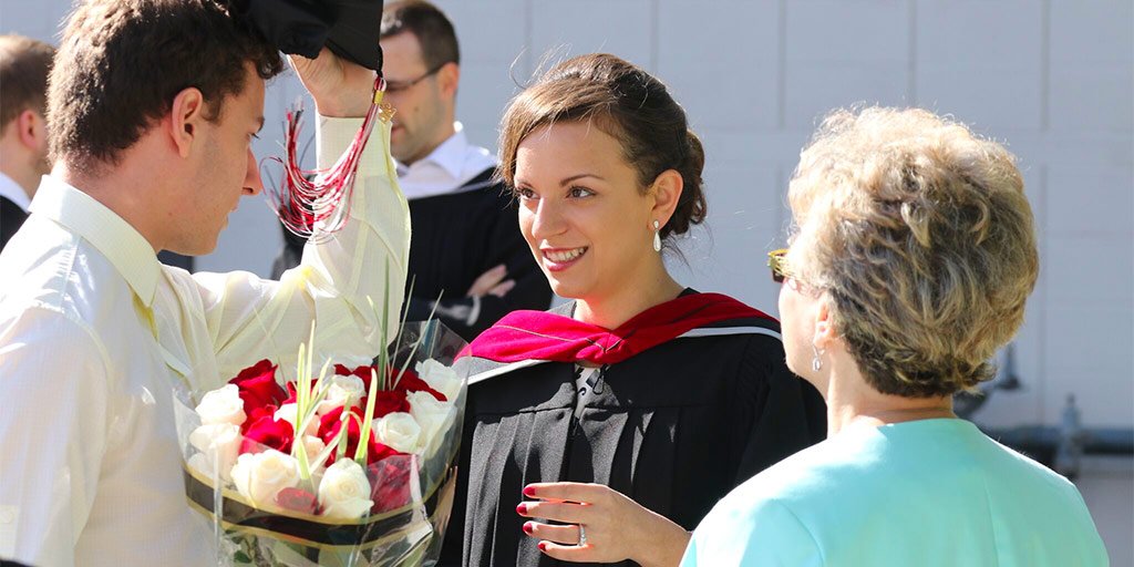 Carleton_U's tweet photo. Nearly 1000 undergrad &amp; grad students will receive their degrees at the University Fieldhouse during @Carleton_U's Fall Convocation on Nov. 18! We'll also be presenting honorary degrees to @RogersShelagh &amp; @HVanRompuy. #CUproud #CU75 https://t.co/AB5dSkZDHF https://t.co/zSQy5GDHH4